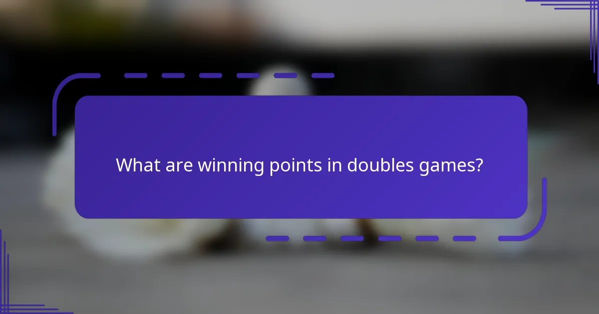 ¿Qué estrategias mejoran la puntuación en los juegos de dobles?